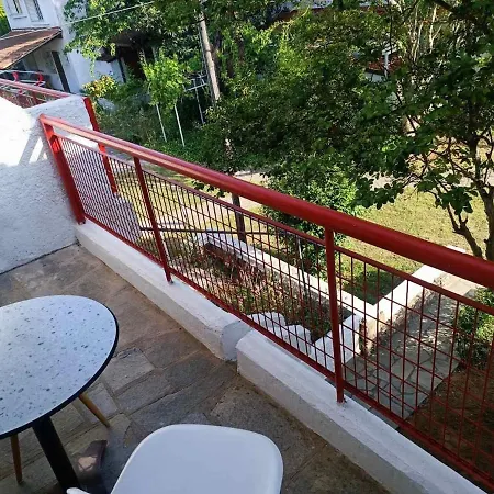 Lambriana's House Front סלוניקי