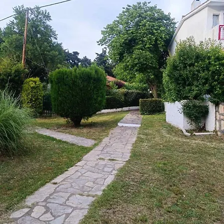 Hébergement de vacances Lambriana's House
