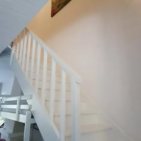 Lambriana's House