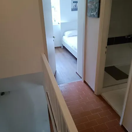 Lambriana's House