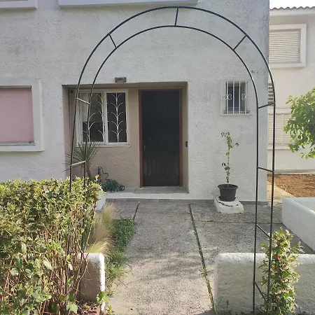 Lambriana's House *
